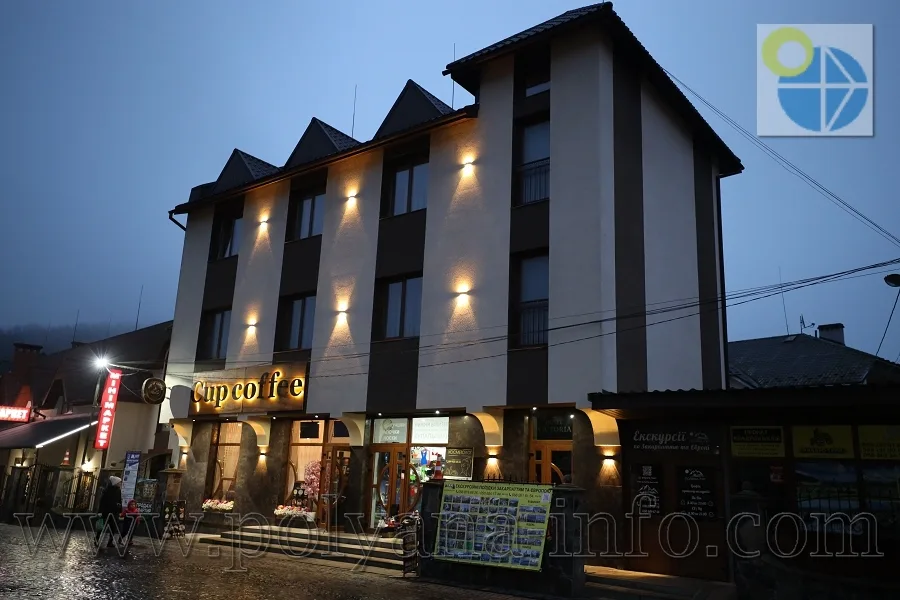 Сонячне Закарпаття(Поляна).Готель Вікторія