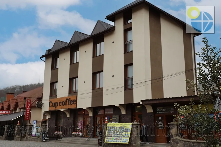 Поляна.Готель Вікторія