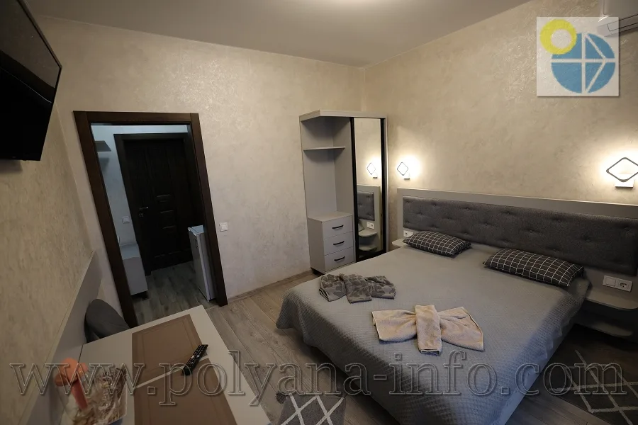 Сонячне Закарпаття(Поляна).Готель Вікторія