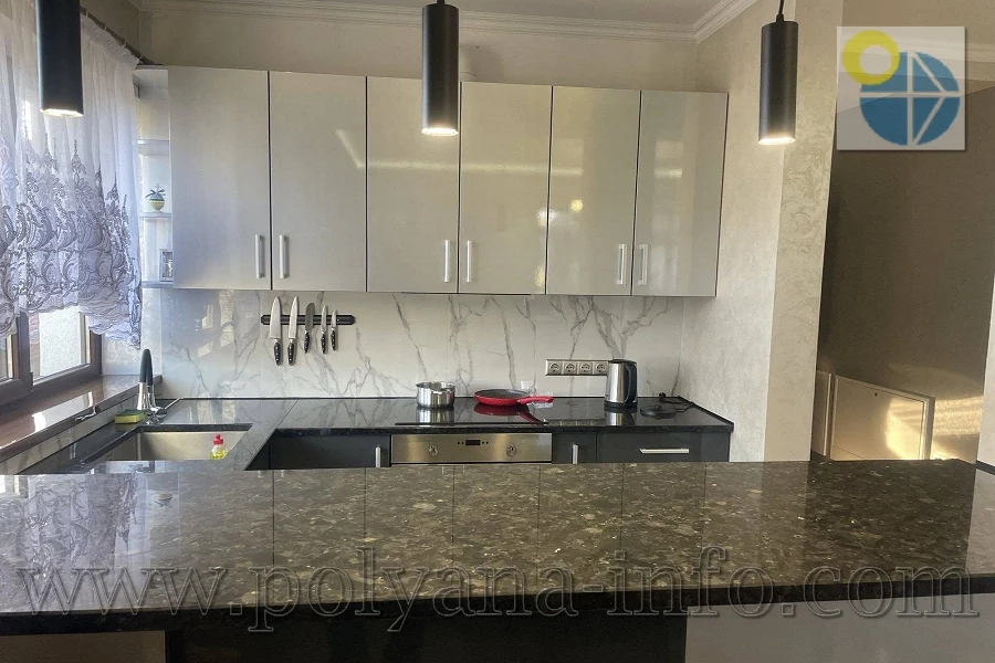 Солочин.Садиба У Світлани